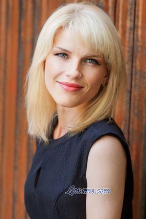 219454 - Alyona Age: 37 - Ukraine