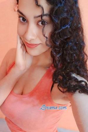 220592 - Daniela Irene Age: 28 - Argentina